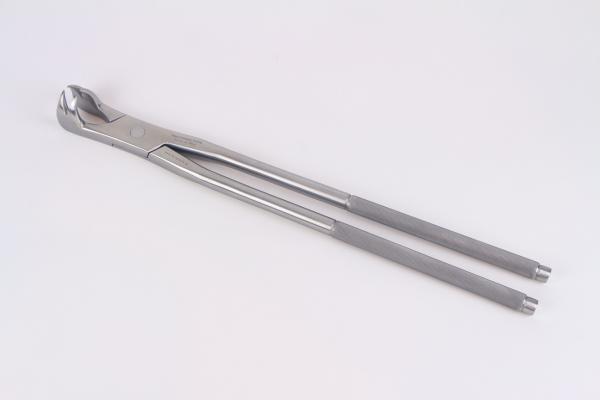 Forceps P